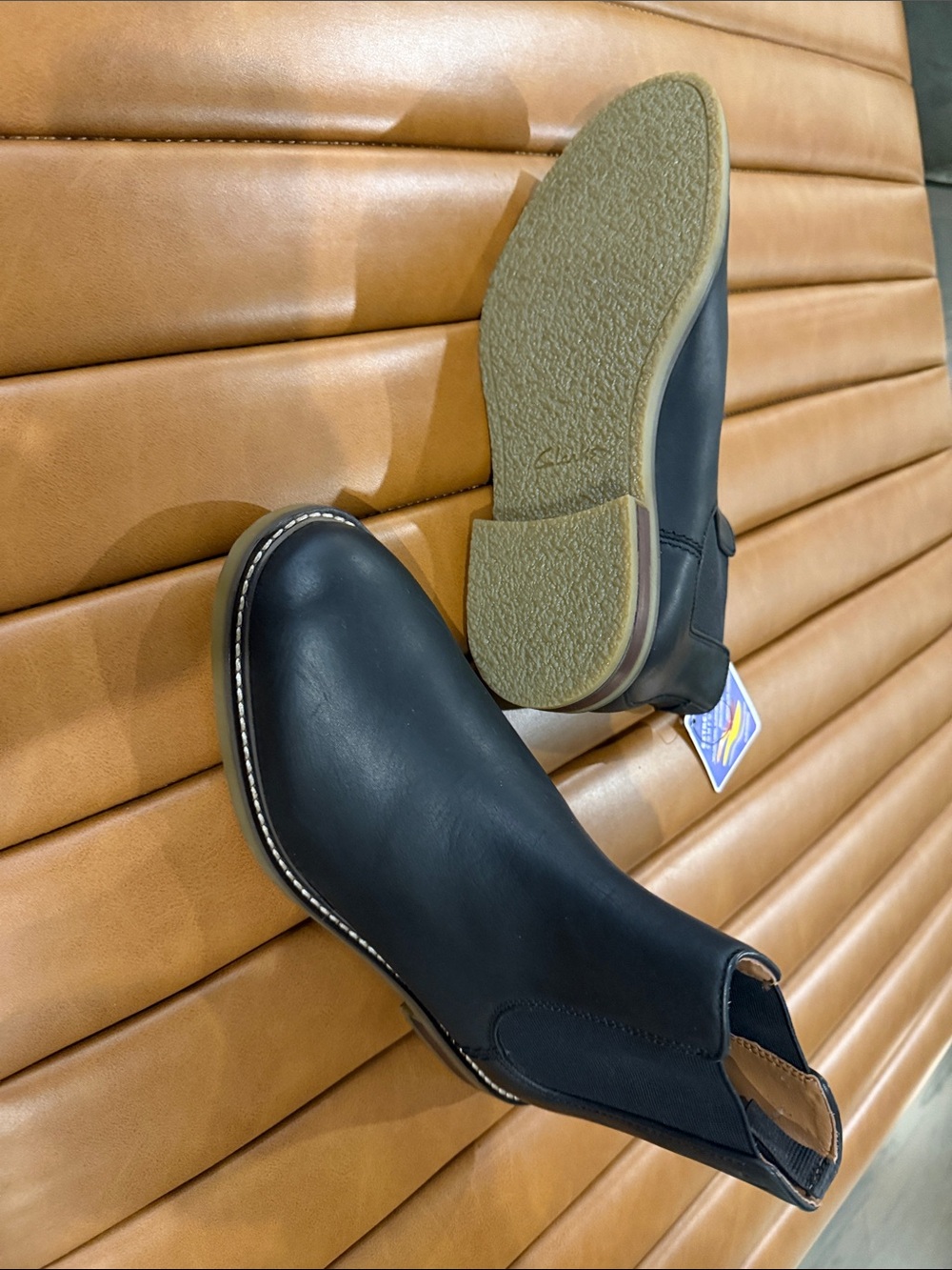 Clarks Men's Black Chukka Chelsea Boots